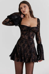 Amalie™ Vintage-Inspired Confidence