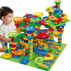 SmartBuilder™ Strengthens Critical Thinking