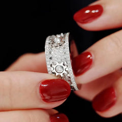 SpinRing™ Focus Through Motion
