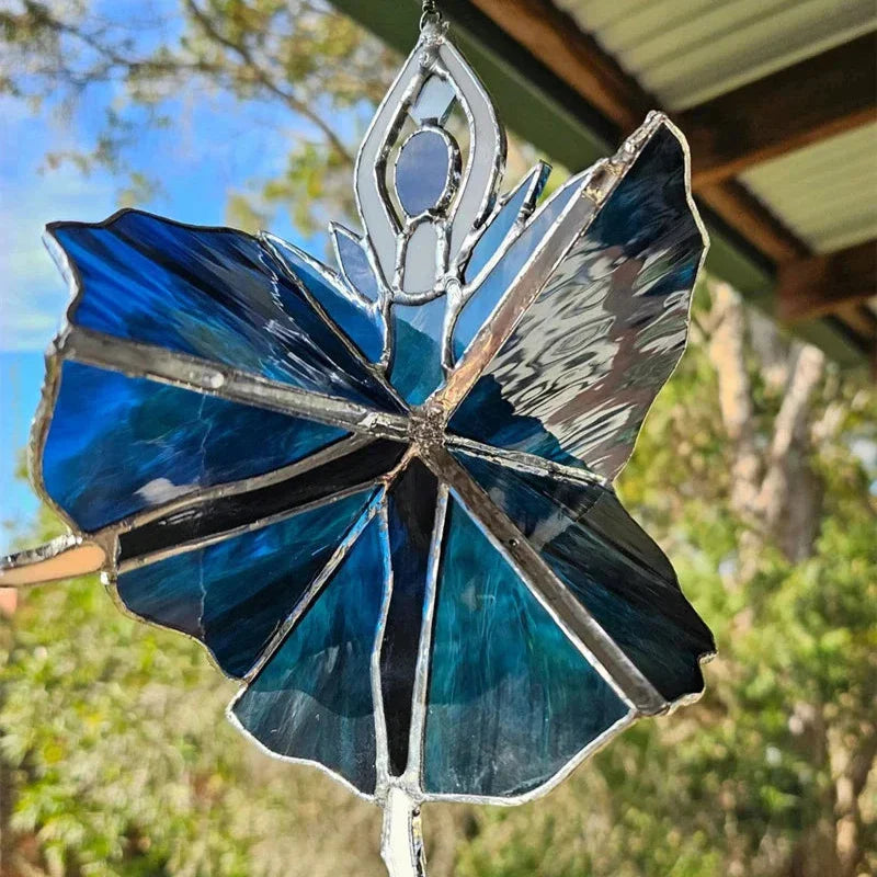 CrystalWhirl™ Whirling Color Magic