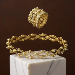 Reveria™ – Foldable Zirconia Ring to Bracelet Accessory (50% Off)